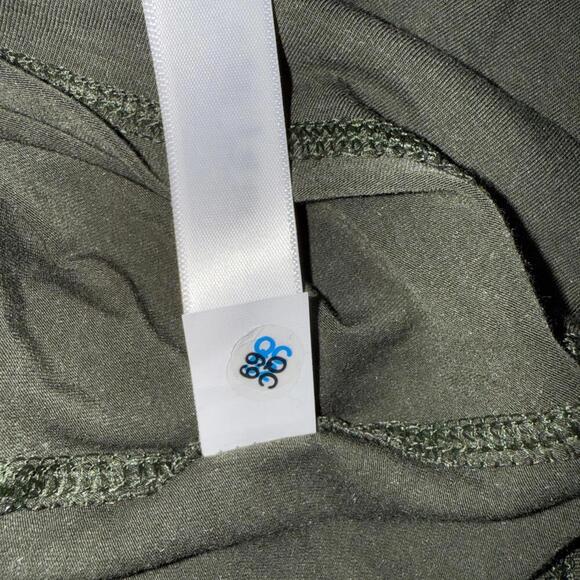 Athleta Outbound Scoopneck Boatneck Tee Organic Cotton Shadow Green Plus 3X - Picture 15 of 15